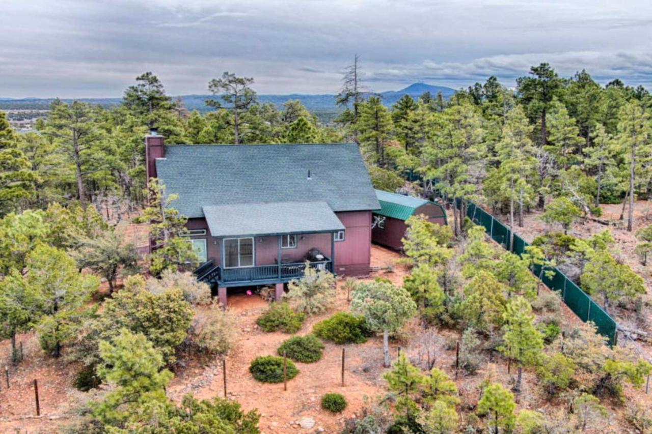 Hilltop Hideaway In Show Low With Mountain Views! Екстер'єр фото