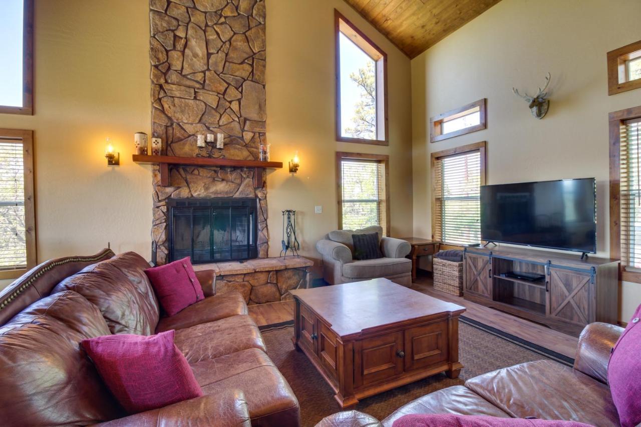 Hilltop Hideaway In Show Low With Mountain Views! Екстер'єр фото