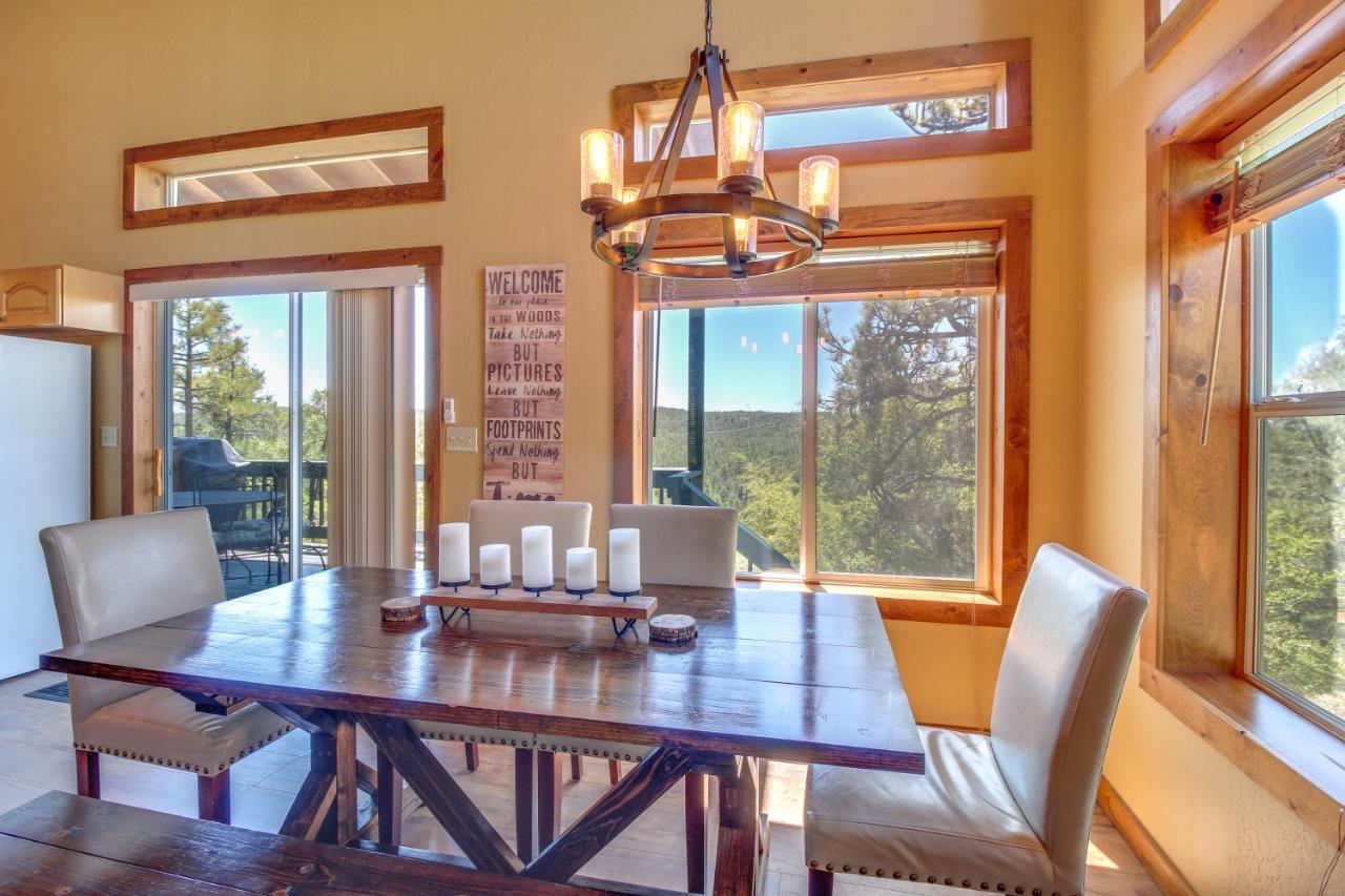 Hilltop Hideaway In Show Low With Mountain Views! Екстер'єр фото